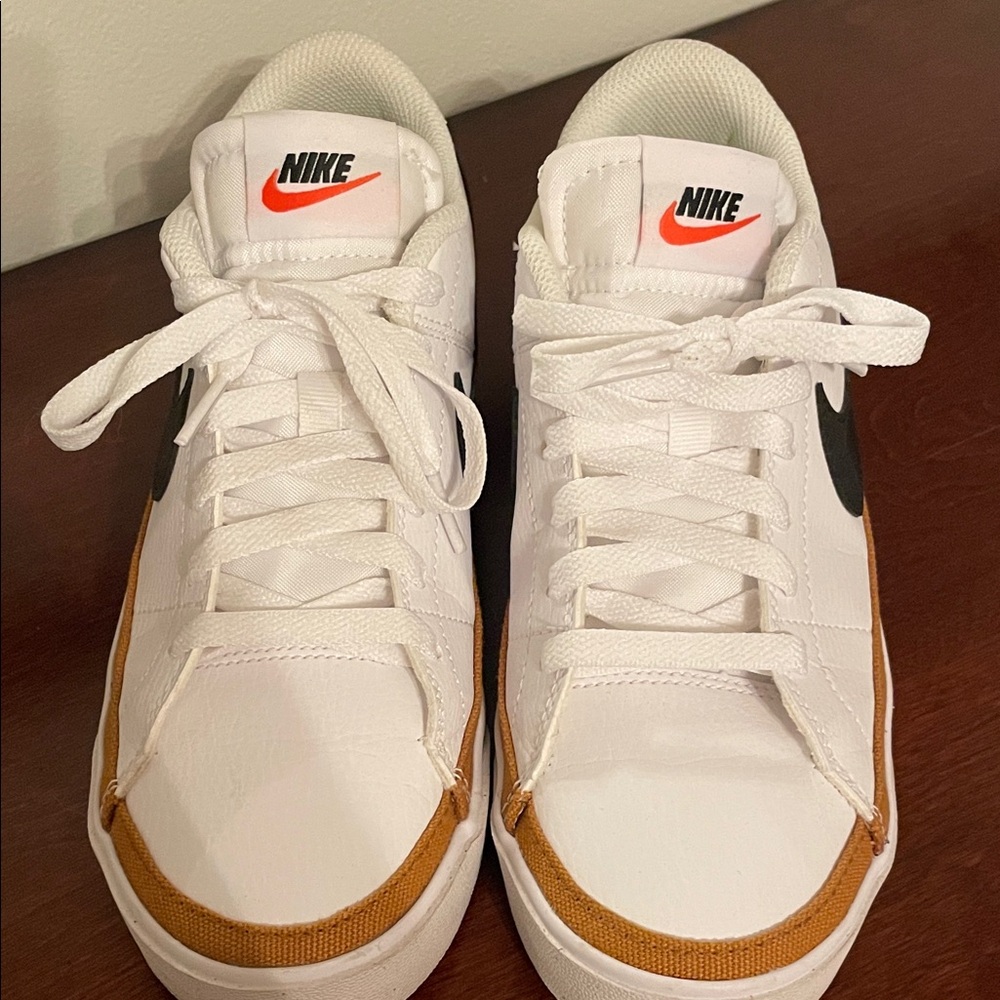 Nike women’s White and Tan Sneakers, size 8